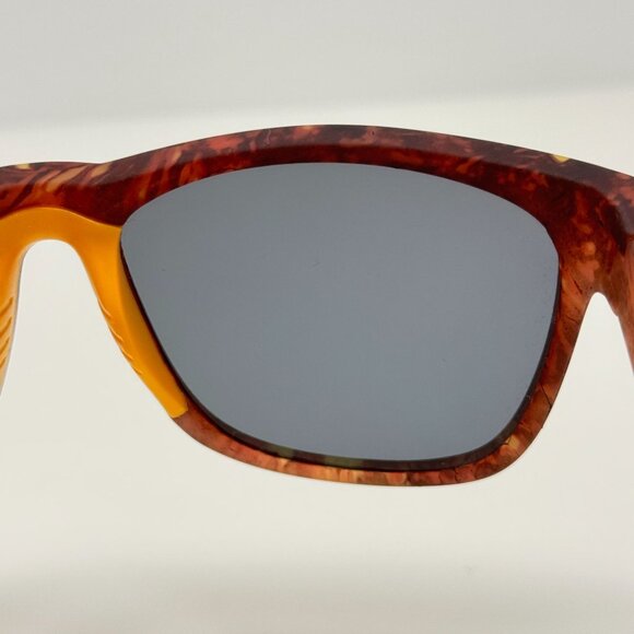 Goodr Sunglasses Tigers Eye Gazing